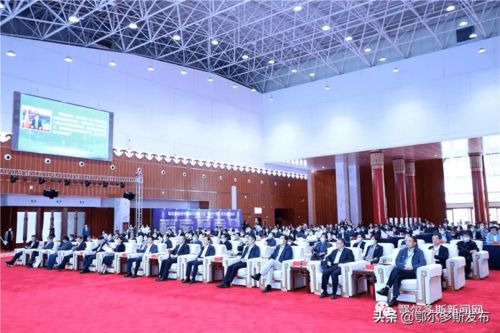 鄂爾多斯碳中和研究院揭牌成立，科技中介服務助力綠色轉型